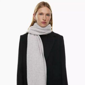 Aritzia Babaton Maine Scarf